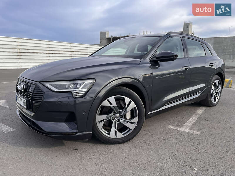 Внедорожник / Кроссовер Audi e-tron 2020 в Львове