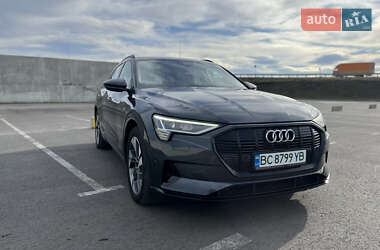 Внедорожник / Кроссовер Audi e-tron 2020 в 