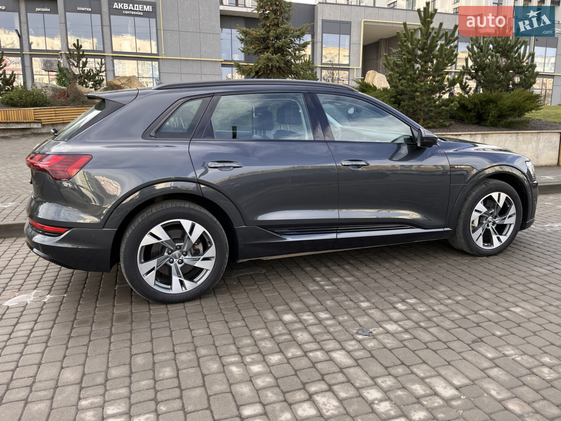 2020 Audi e-tron - мініатюра 175