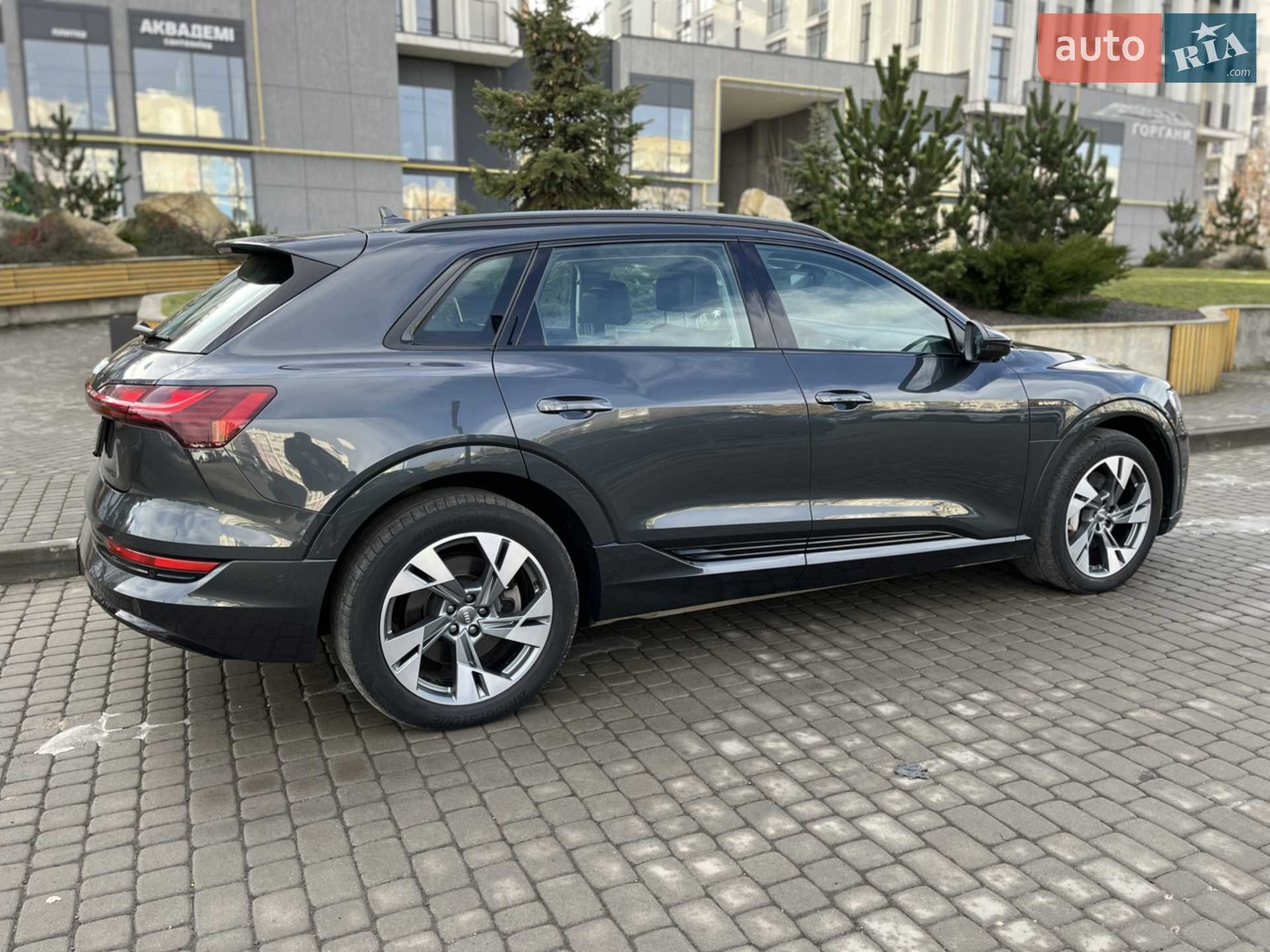 2020 Audi e-tron - мініатюра 179