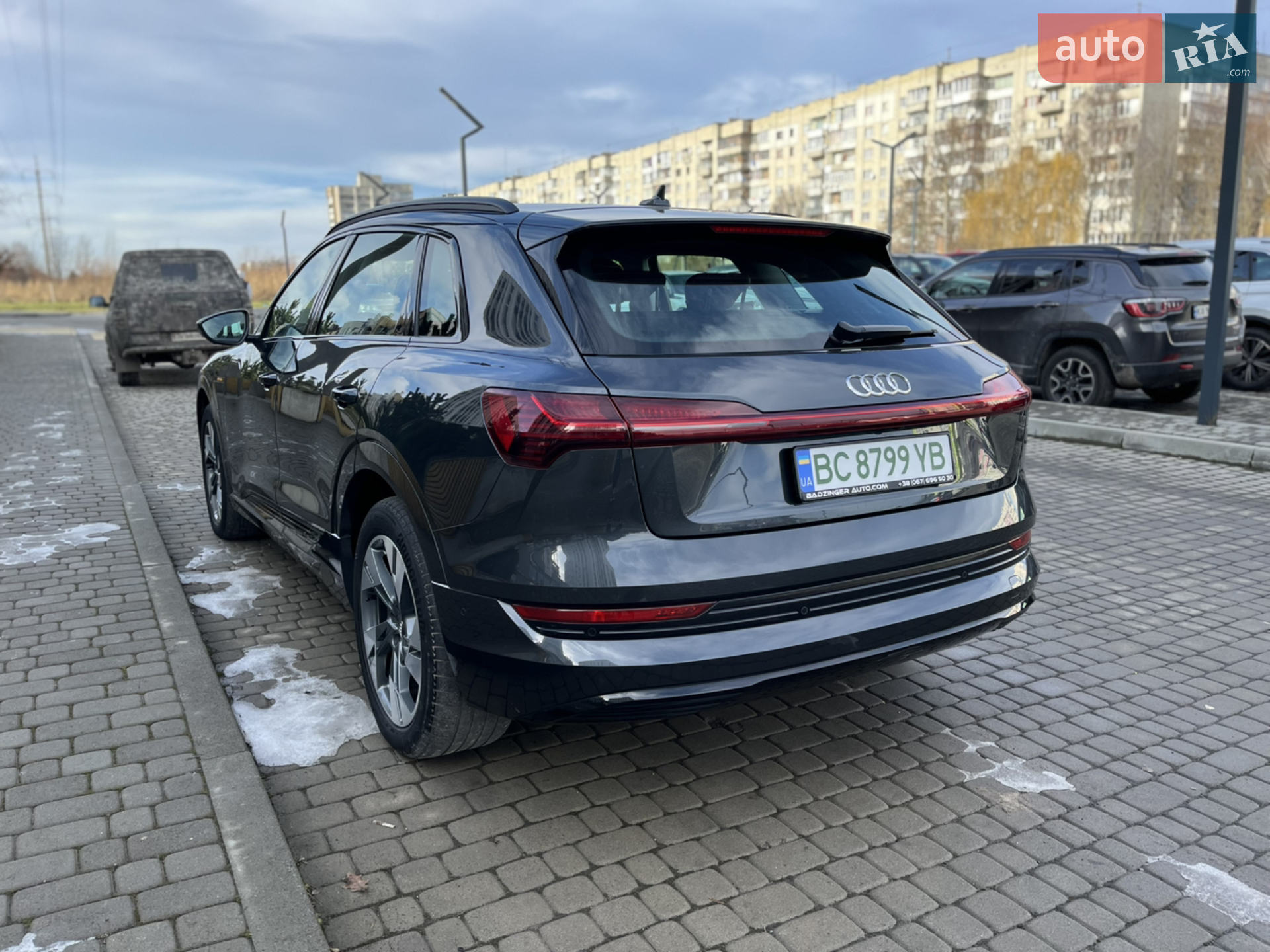 2020 Audi e-tron - мініатюра 187