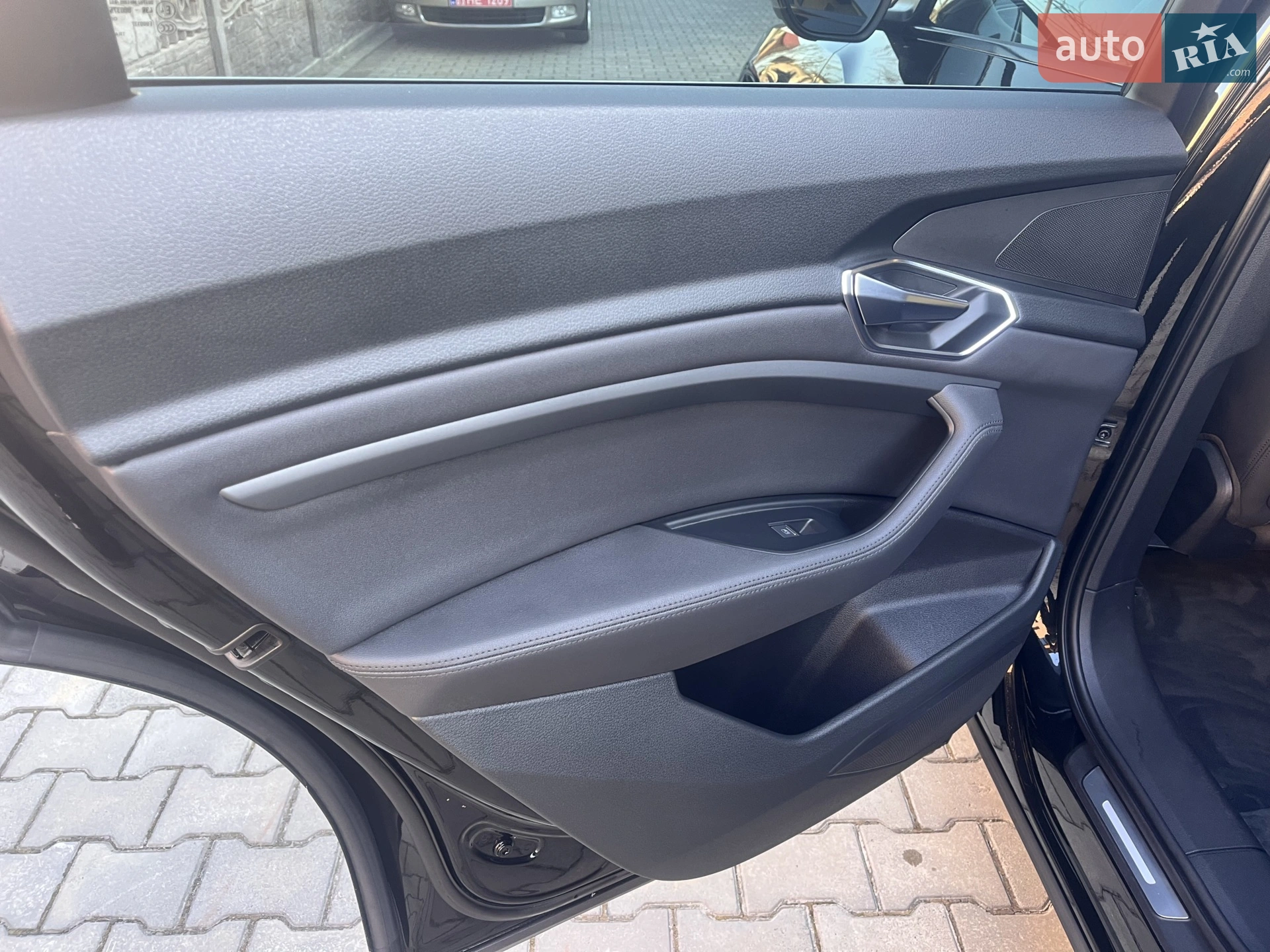 2019 Audi e-tron - мініатюра 18