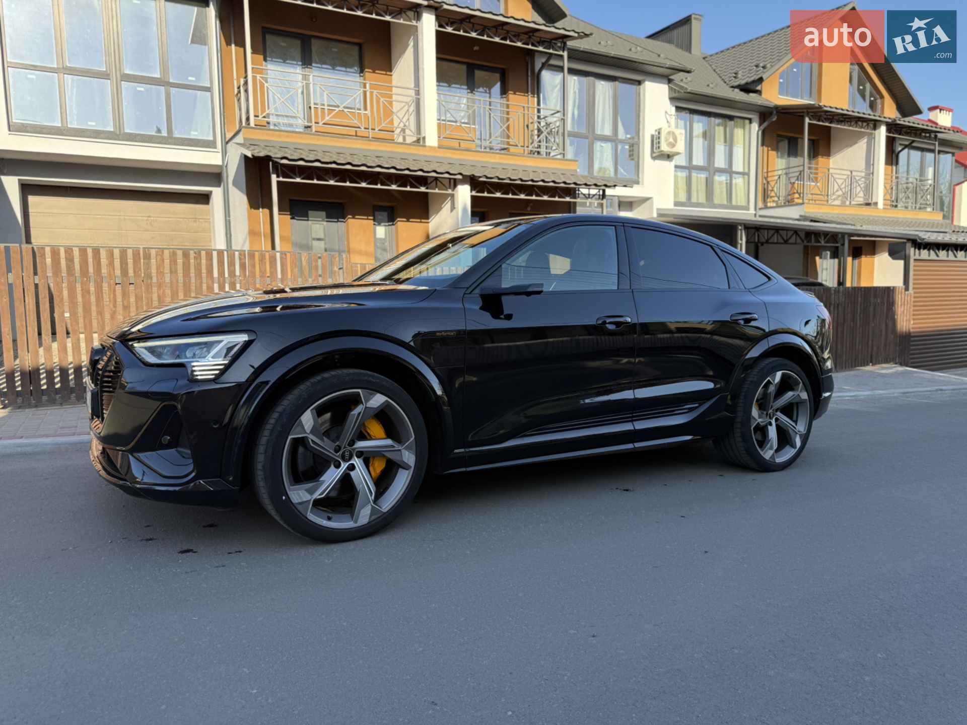 2022 Audi e-tron - мініатюра 8