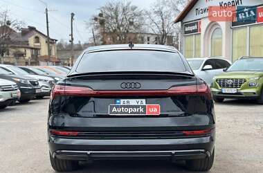 Внедорожник / Кроссовер Audi e-tron 2022 в 