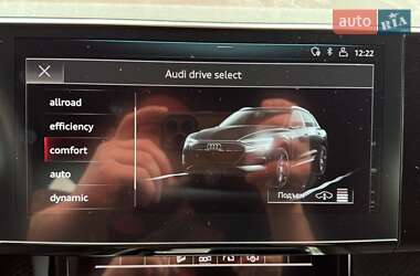 Внедорожник / Кроссовер Audi e-tron 2020 в 