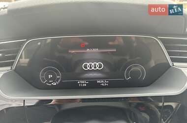 Внедорожник / Кроссовер Audi e-tron 2021 в 