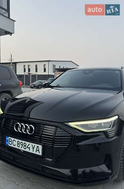 Внедорожник / Кроссовер Audi e-tron 2020 в 