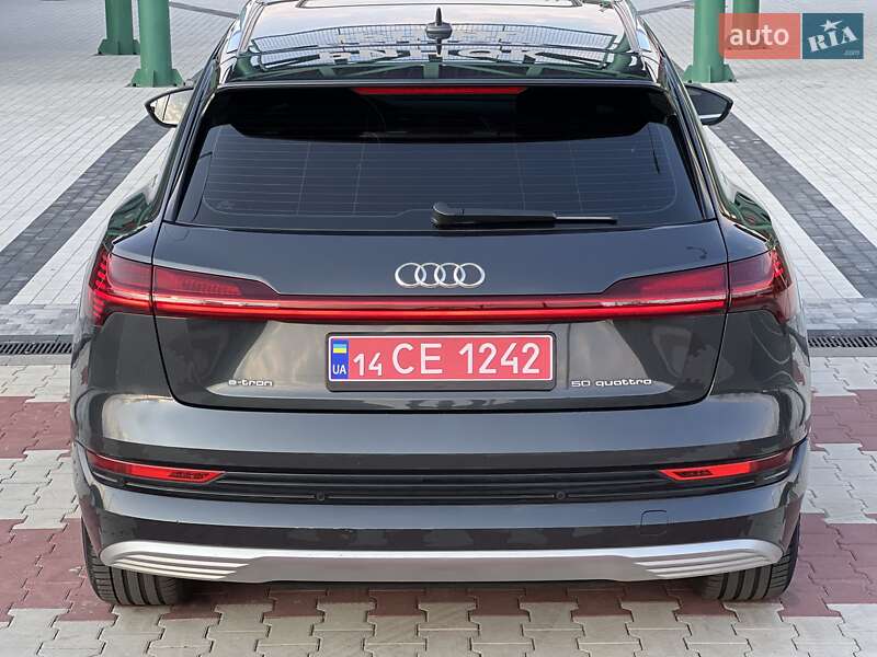 Внедорожник / Кроссовер Audi e-tron 2019 в Киеве