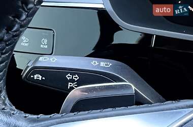 Внедорожник / Кроссовер Audi e-tron 2019 в 