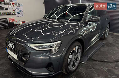 Внедорожник / Кроссовер Audi e-tron 2019 в 