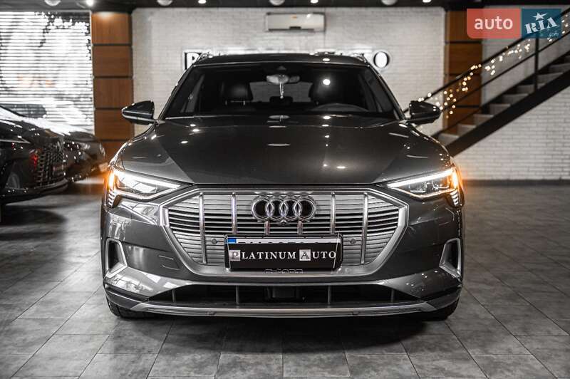 Внедорожник / Кроссовер Audi e-tron 2019 в Одессе