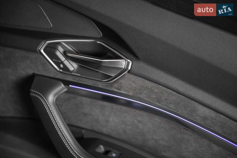 Внедорожник / Кроссовер Audi e-tron 2019 в Одессе