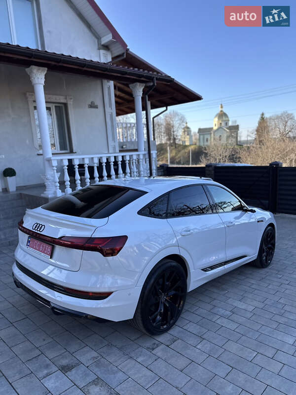 Позашляховик / Кросовер Audi e-tron 2020 в Львові