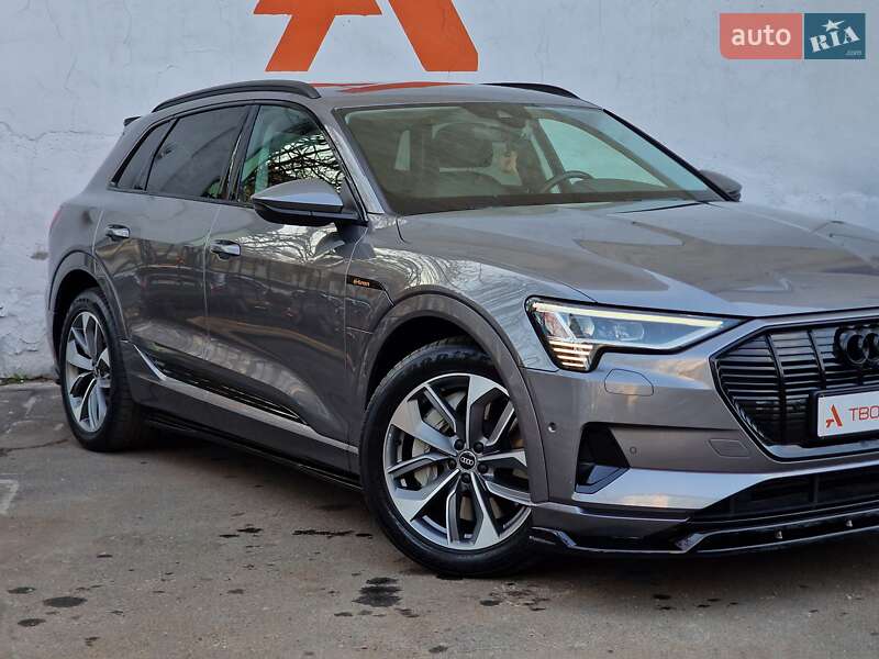 Внедорожник / Кроссовер Audi e-tron 2020 в Одессе