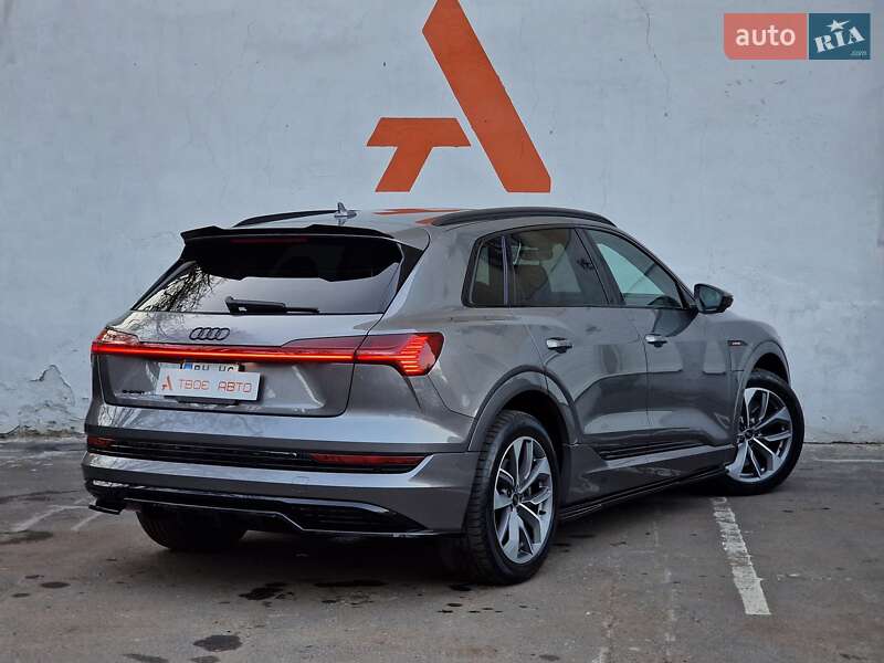Внедорожник / Кроссовер Audi e-tron 2020 в Одессе