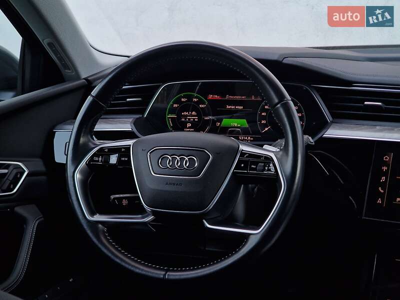 Внедорожник / Кроссовер Audi e-tron 2020 в Одессе