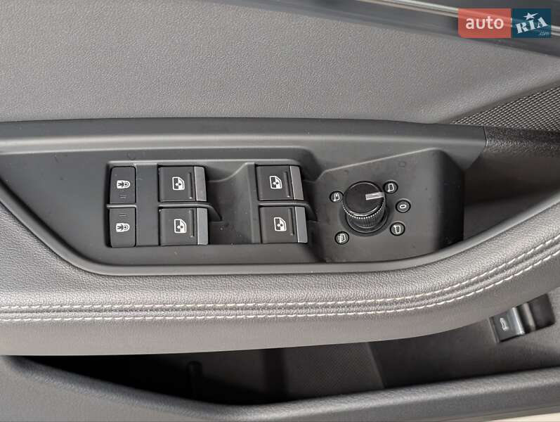 Позашляховик / Кросовер Audi e-tron 2021 в Києві