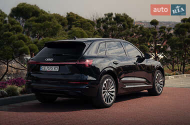Внедорожник / Кроссовер Audi e-tron 2019 в 