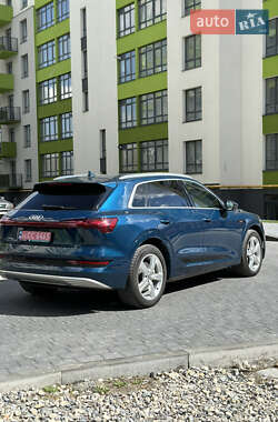 Внедорожник / Кроссовер Audi e-tron 2019 в 