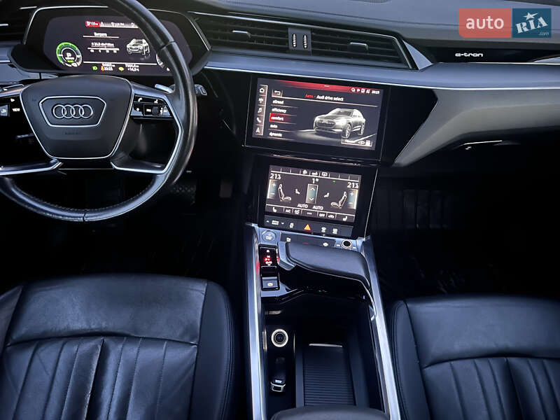 Внедорожник / Кроссовер Audi e-tron 2019 в Ужгороде фото 38 Внедорожник / Кроссовер Audi e-tron 2019 в Ужгороде
