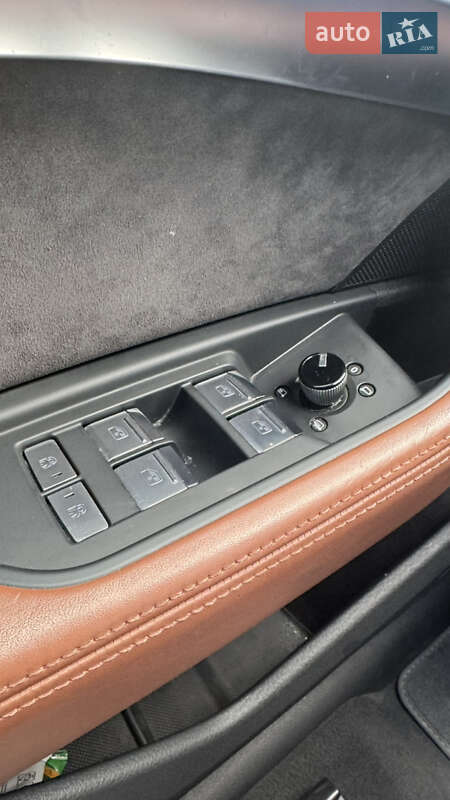 Внедорожник / Кроссовер Audi e-tron 2019 в Львове