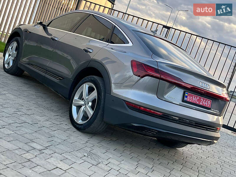 Внедорожник / Кроссовер Audi e-tron 2020 в Ужгороде