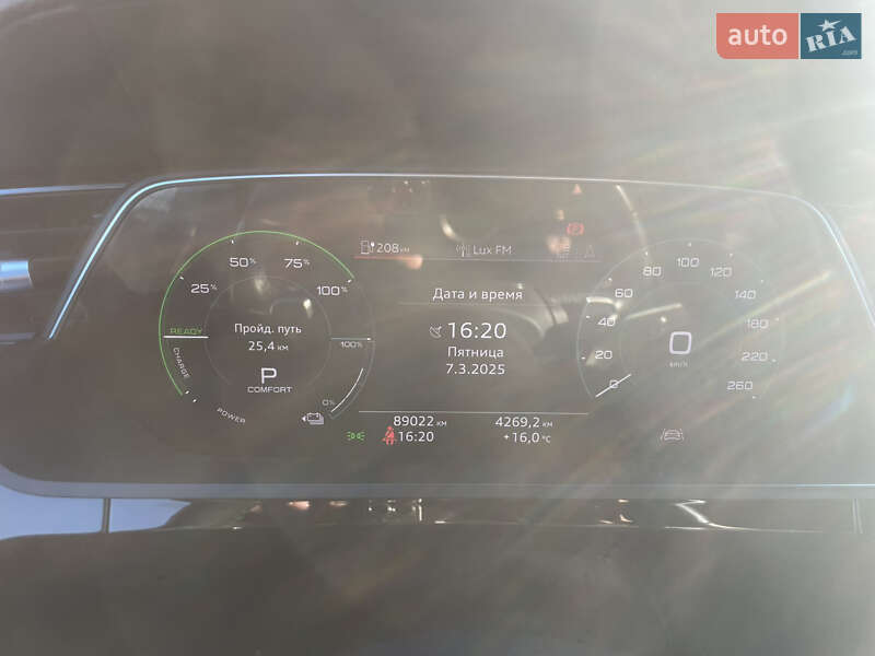 Внедорожник / Кроссовер Audi e-tron 2019 в Житомире