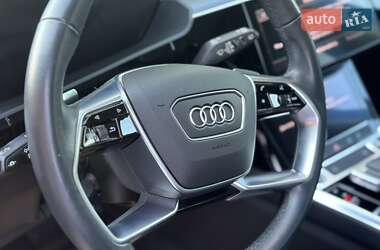 Внедорожник / Кроссовер Audi e-tron 2021 в 