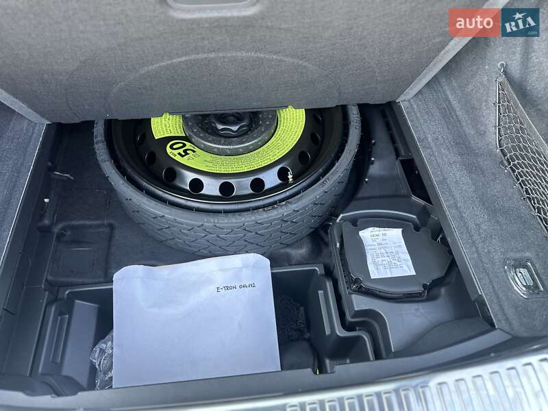 Внедорожник / Кроссовер Audi e-tron 2021 в Луцке