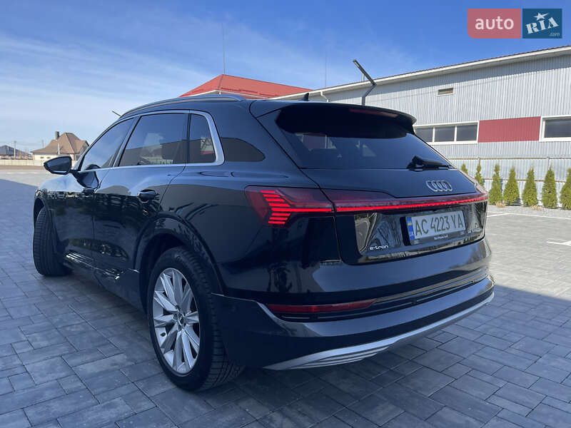 Позашляховик / Кросовер Audi e-tron 2019 в Луцьку