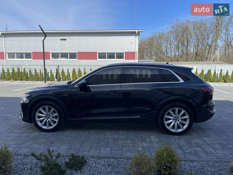 Позашляховик / Кросовер Audi e-tron 2019 в Луцьку
