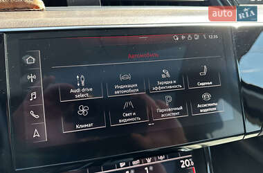 Позашляховик / Кросовер Audi e-tron 2019 в 