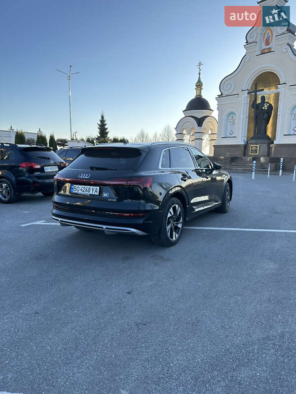 Позашляховик / Кросовер Audi e-tron 2021 в Тернополі фото 23 Позашляховик / Кросовер Audi e-tron 2021 в Тернополі