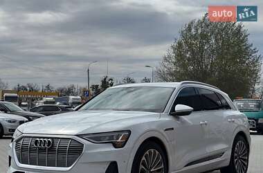 Внедорожник / Кроссовер Audi e-tron 2019 в 