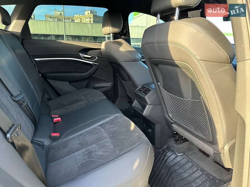 Внедорожник / Кроссовер Audi e-tron 2020 в Киеве