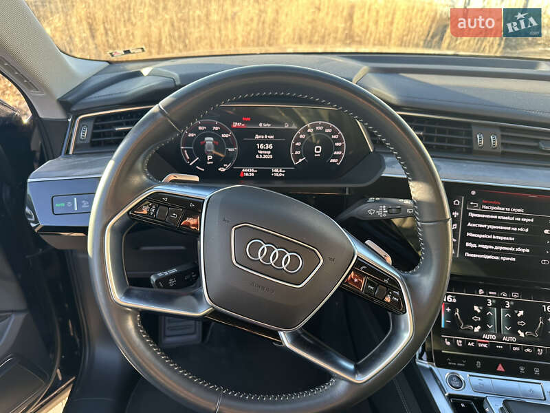 Внедорожник / Кроссовер Audi e-tron 2020 в Ровно