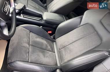 Позашляховик / Кросовер Audi e-tron 2020 в 
