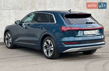 Внедорожник / Кроссовер Audi e-tron 2019 в 