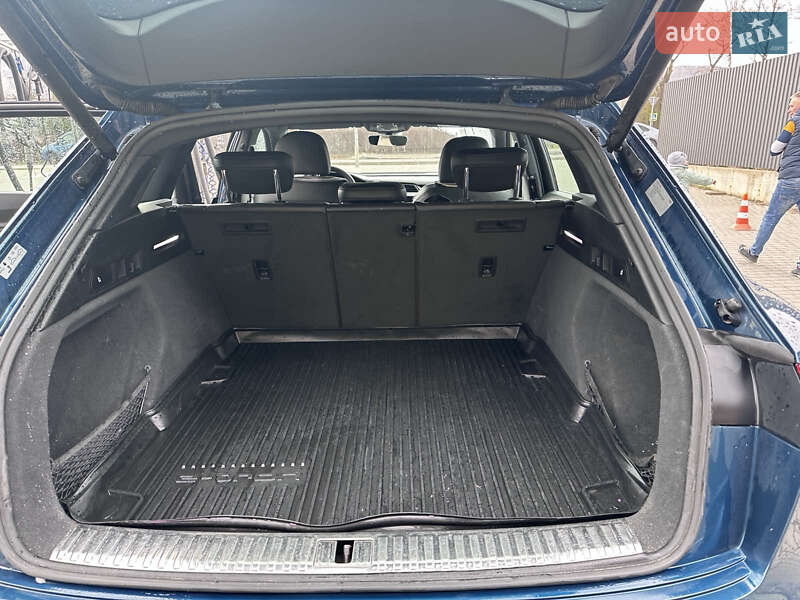 Внедорожник / Кроссовер Audi e-tron 2019 в Львове