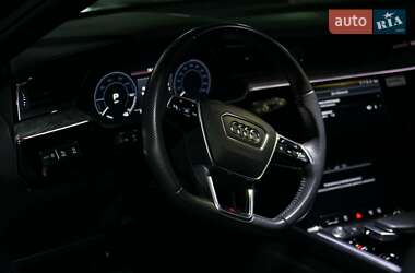 Внедорожник / Кроссовер Audi e-tron 2020 в 
