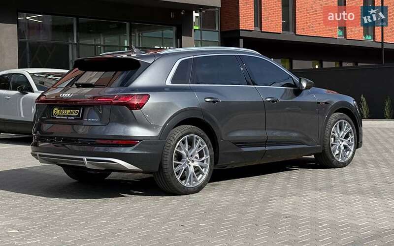 Внедорожник / Кроссовер Audi e-tron 2020 в Черновцах
