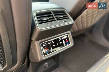 Внедорожник / Кроссовер Audi e-tron 2020 в 
