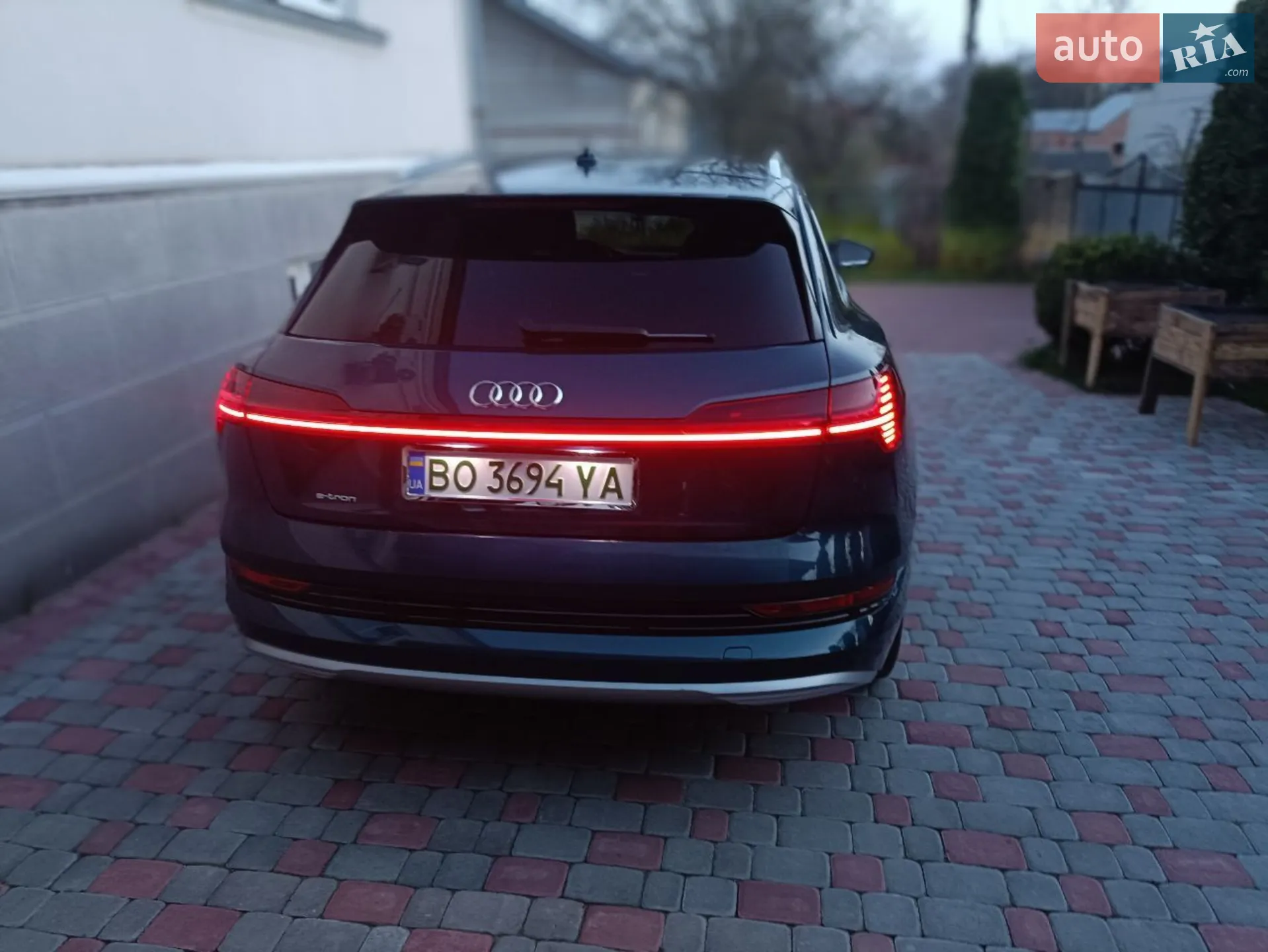 2019 Audi e-tron - мініатюра 28