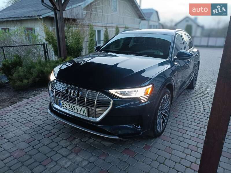 Внедорожник / Кроссовер Audi e-tron 2019 в Тернополе