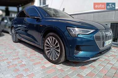 Внедорожник / Кроссовер Audi e-tron 2019 в 