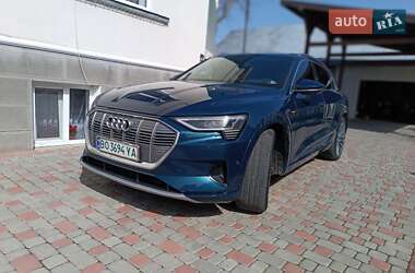 Внедорожник / Кроссовер Audi e-tron 2019 в 