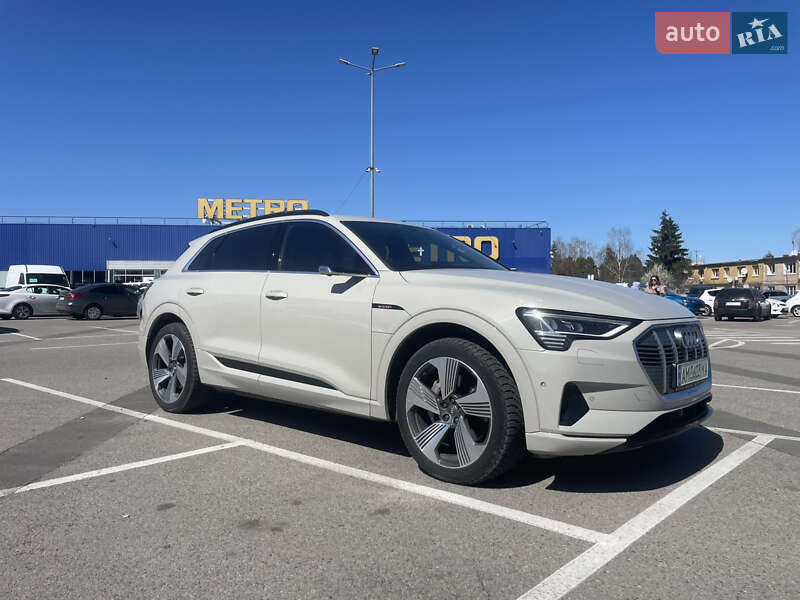 Внедорожник / Кроссовер Audi e-tron 2019 в Житомире