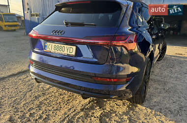 Внедорожник / Кроссовер Audi e-tron 2022 в Переяславе