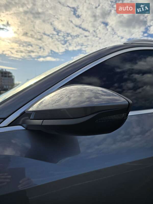 Позашляховик / Кросовер Audi e-tron 2020 в Ужгороді