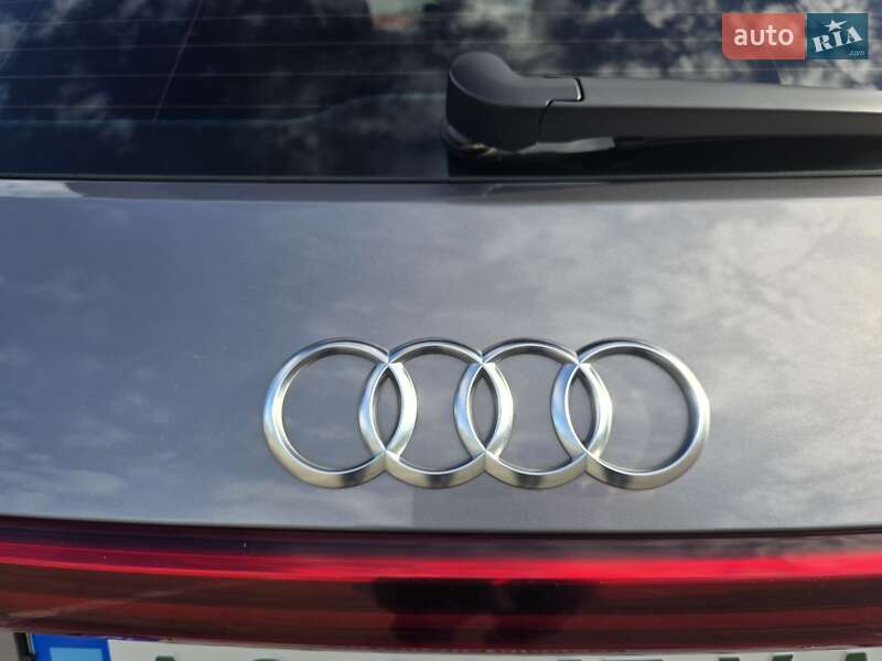 Позашляховик / Кросовер Audi e-tron 2020 в Ужгороді